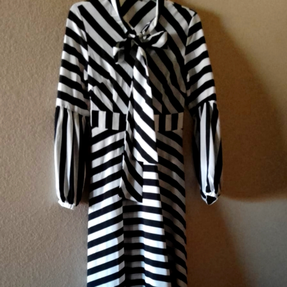 NWOT Shein Stripes dress